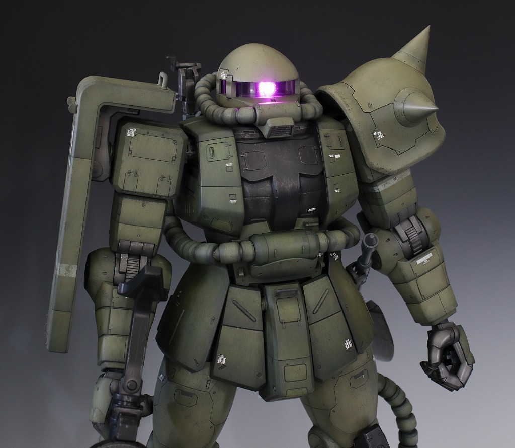 メガサイズ 量産型ザク 電飾改造完成: ガンプラ電子工作室